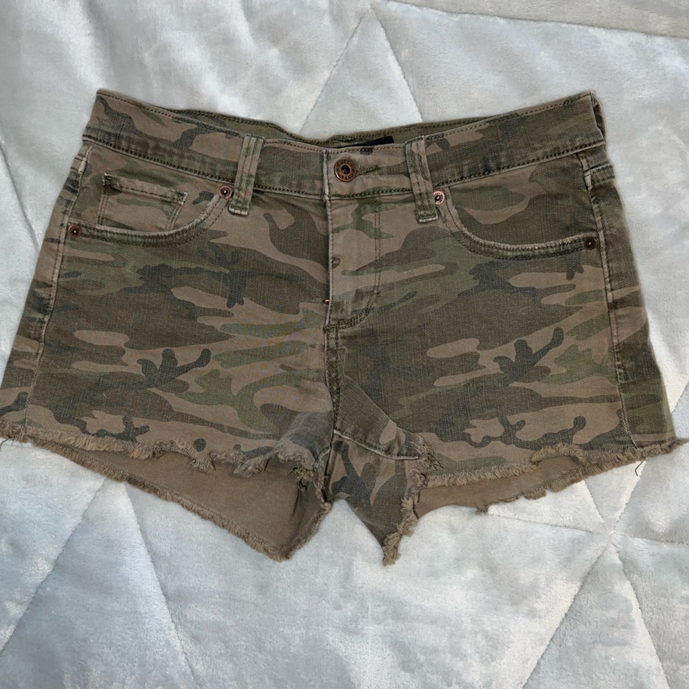 Lucky Brand Camo Cut Off Shorts